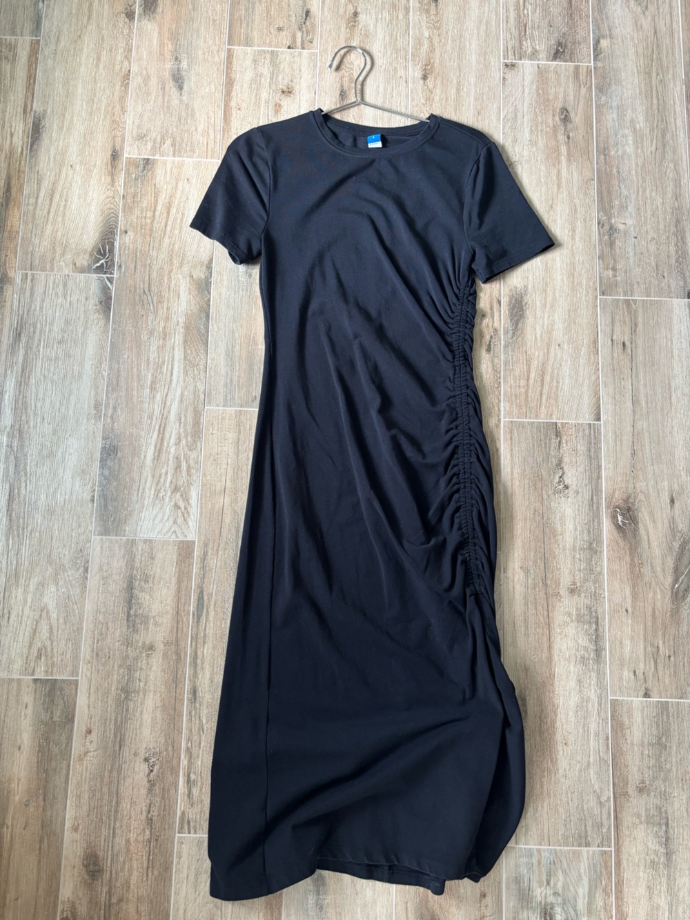 Old Navy Black Ruched Side Short-Sleeve Midi Dress